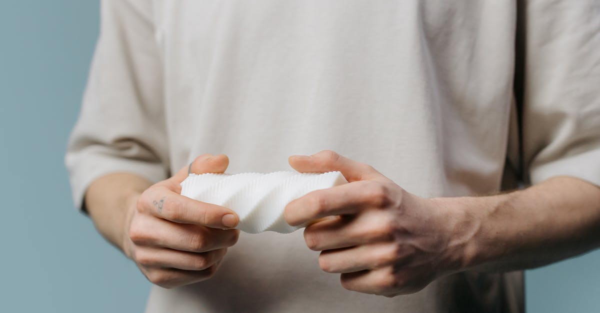 découvrez notre sélection de masturbateurs innovants et de haute qualité. conçus pour offrir une expérience de plaisir inégalée, ces dispositifs vous permettent d'explorer de nouvelles sensations et d'améliorer votre intimité. parfaits pour un moment de détente ou pour pimenter vos moments en solo, nos masturbateurs sauront répondre à toutes vos envies.