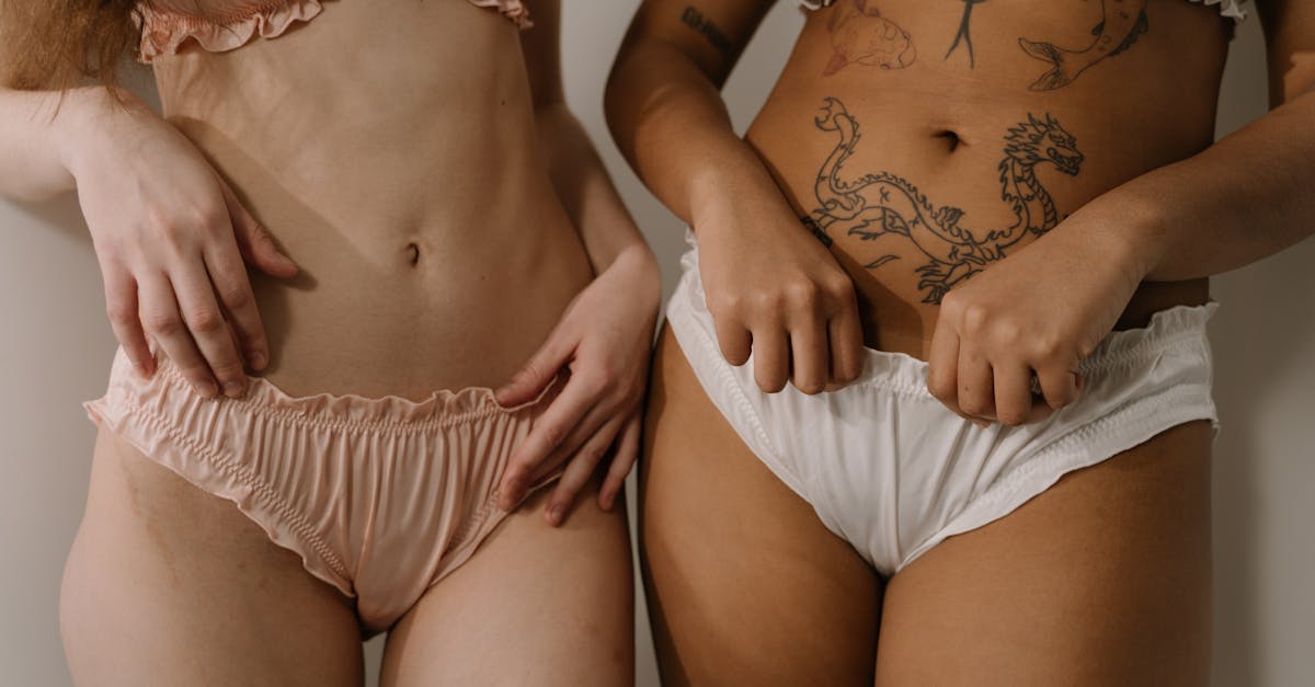 découvrez notre sélection de lingerie sexy qui saura révéler votre sensualité et sublimer vos courbes. explorez des modèles audacieux, élégants et confortables pour chaque occasion. osez vous sentir désirable et séduisante avec nos pièces uniques.