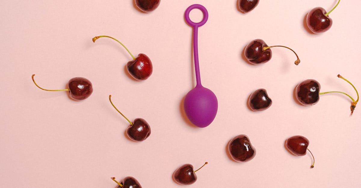 découvrez notre sélection de sex toys vibrants pour éveiller vos sens et pimenter vos moments intimes. conçus pour maximiser le plaisir, ces jouets innovants allient design élégant et performance. explorez une nouvelle dimension de la satisfaction avec nos produits de qualité.