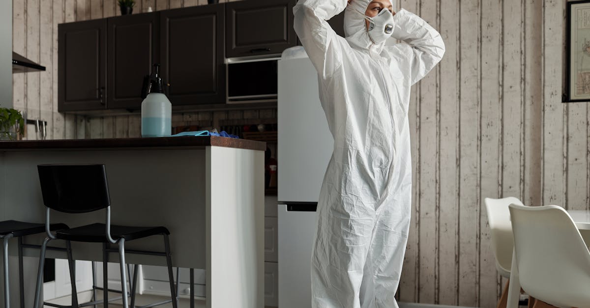 découvrez notre spray nettoyant efficace pour toutes les surfaces. éliminez la saleté et les bactéries en un seul geste, pour une maison propre et fraîche au quotidien.