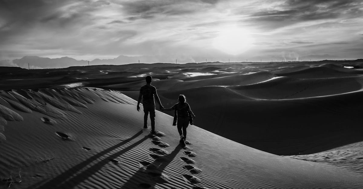 découvrez comment cultiver l'intimité dans vos relations, comprendre ses différentes formes et renforcer les liens émotionnels pour une vie épanouissante.