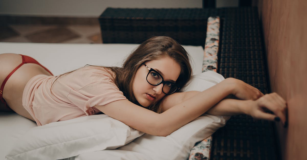 découvrez notre collection de lingerie élégante et confortable pour toutes les occasions. soutiens-gorge, culottes, ensembles, motifs tendance : trouvez la lingerie parfaite pour sublimer votre féminité et vous sentir belle chaque jour.