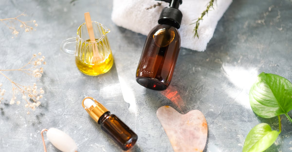 découvrez notre huile de massage naturelle, formulée à base d'ingrédients végétaux pour nourrir la peau, offrir une expérience relaxante et favoriser le bien-être au quotidien.